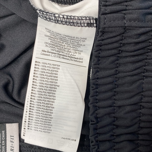 Jordan Nike dri-fit Men’s shorts- size medium - Picture 5 of 5